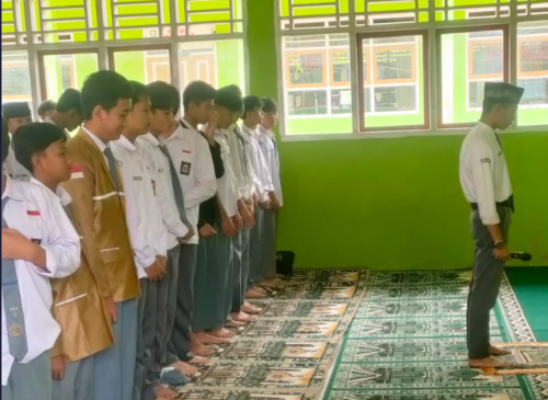 Sambut Ramadhan 1447 H, SMAN 2 Lebong Gelar Pesantren Kilat untuk Perkuat Karakter Islami Siswa