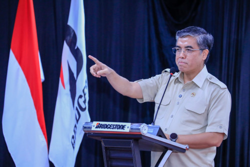 Menaker Tegaskan Serikat Pekerja Mitra Perusahaan, Dorong Hubungan Industrial Naik Kelas