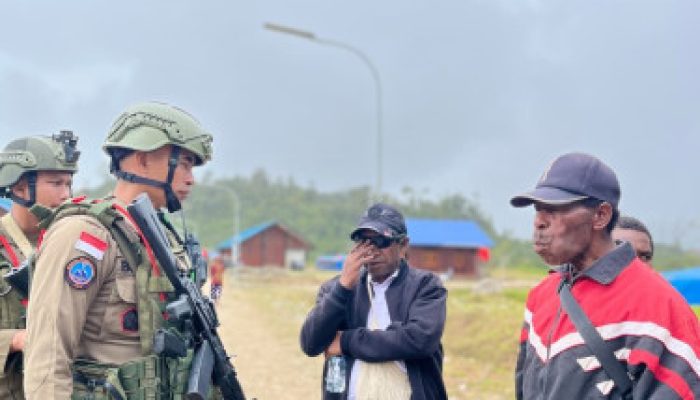 *Patroli Dialogis Satgas Ops Damai Cartenz di Oksibil Perkuat Kedekatan dengan Masyarakat dan Jaga Situasi Tetap Kondusif*